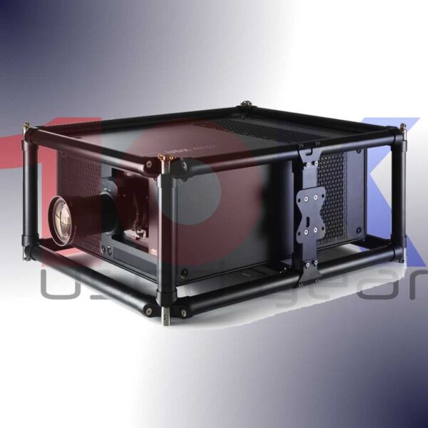 10Kused-Barco-UDX-4K32