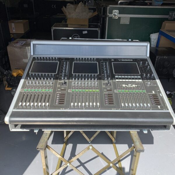 Used DiGiCo D1 for sale