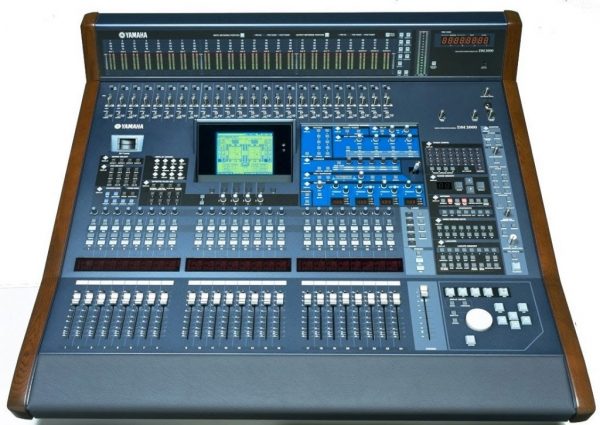 Yamaha - DM2000 Digital Audio Console