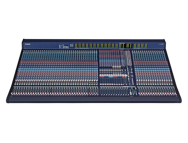 Yamaha - PM5000 Mixing Console