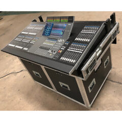 Yamaha M7CL-48 Audio Mixing Console
