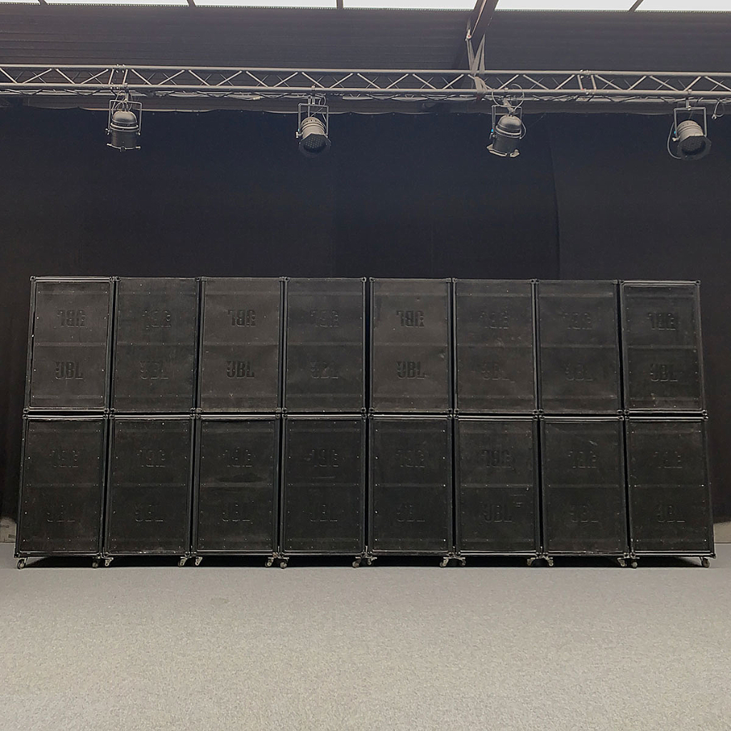 JBL HLA 4895 and HLA 4897A Set