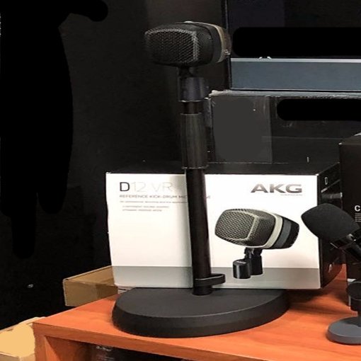 AKG D12 VR Large diaphragm cardioid dynamic microphone