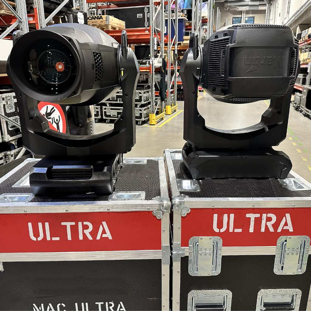 Martin MAC Ultra Performance Lighting Fixture