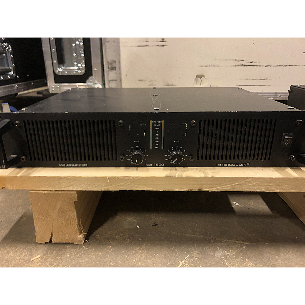 Lab Gruppen 1600 Amplifier