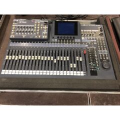 Roland VE-7000 Mixing System