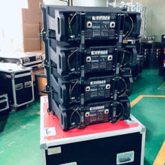Used Outline MANTAS 28 Line array loudspeaker package