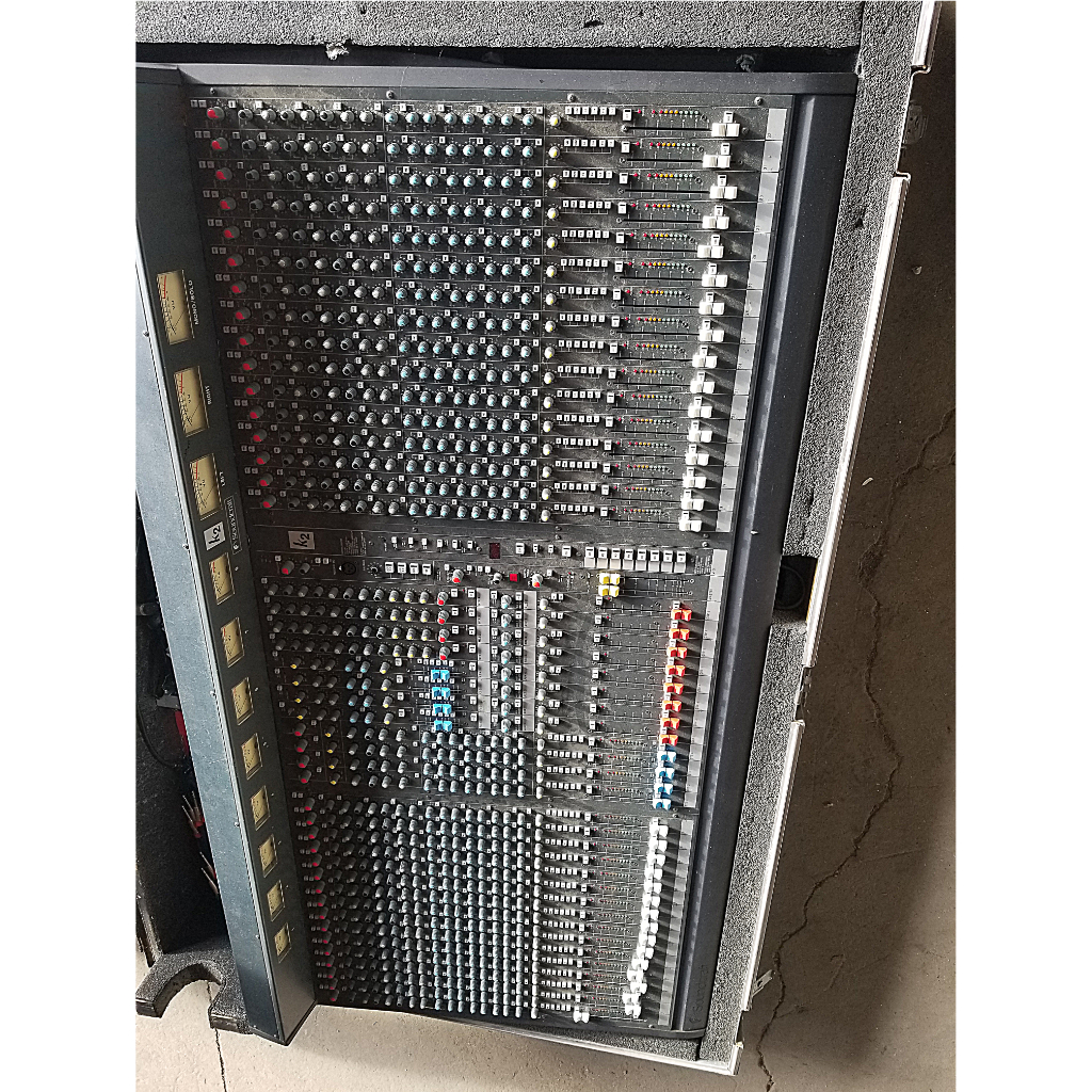 Soundcraft K2 32 ch