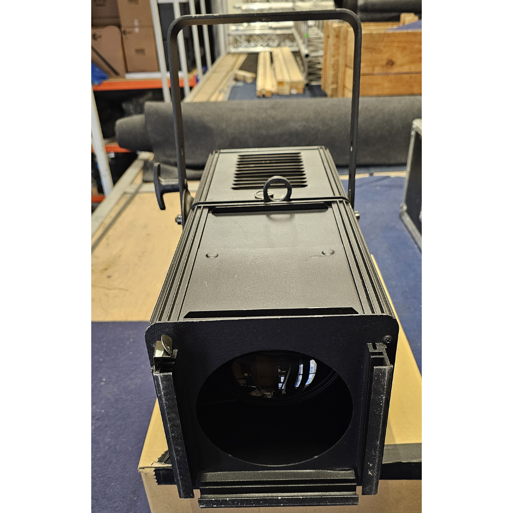 Spotlight Combi Zoom Profile 1000 24-50 Degree Lighting Fixture