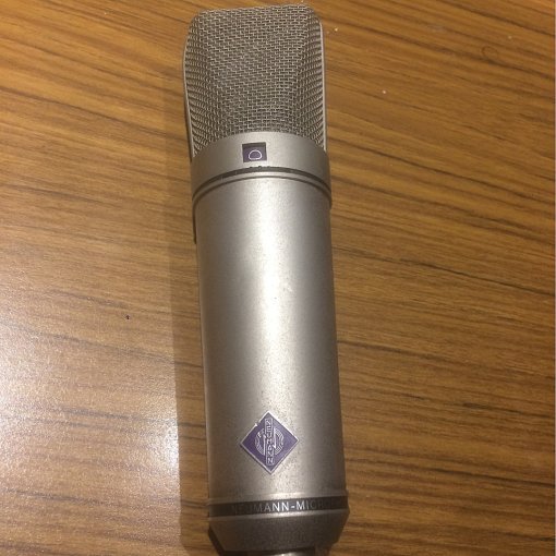 Neumann U89i