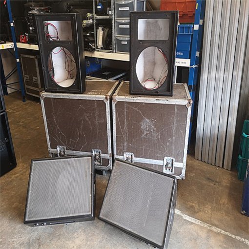Used LE400 Style Monitors Package