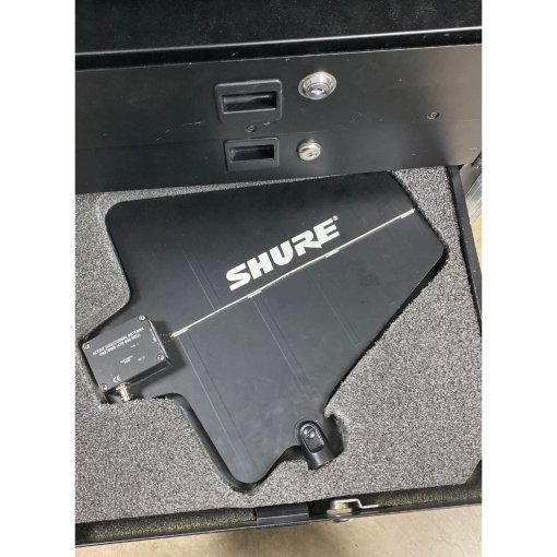 Shure UR4D+ Dual Receiver (Ch.38) 6-Way Kit