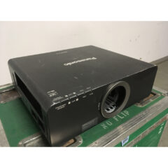 Panasonic PT-D6000 Projector