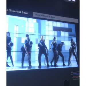 LG 47WV30MS LCD Seamless Screen