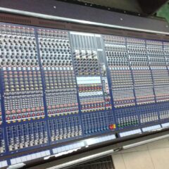 Midas Verona 560 Audio Mixing Console