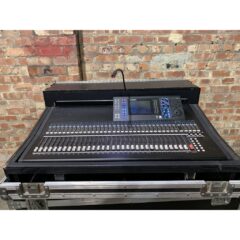 Yamaha LS9-32 Digital Mixing Console