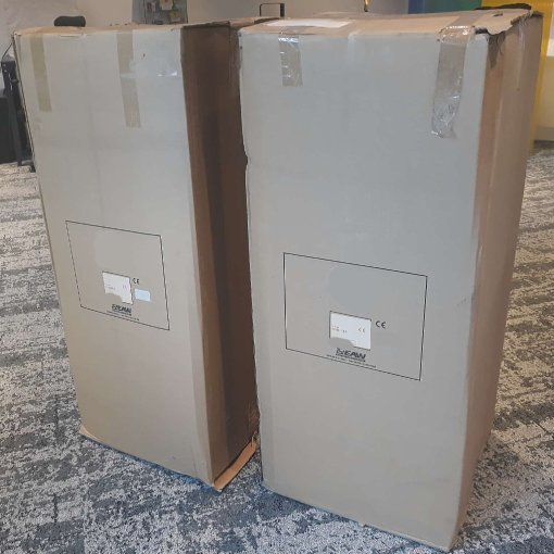 Brand new EAW LA325 Loudspeaker