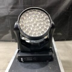 Martin MAC Quantum Wash Lighting Fixture