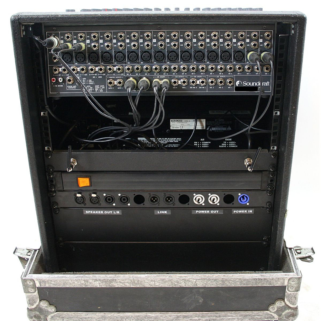 Soundcraft Spirit FX16 Audio Mixing Set (1)