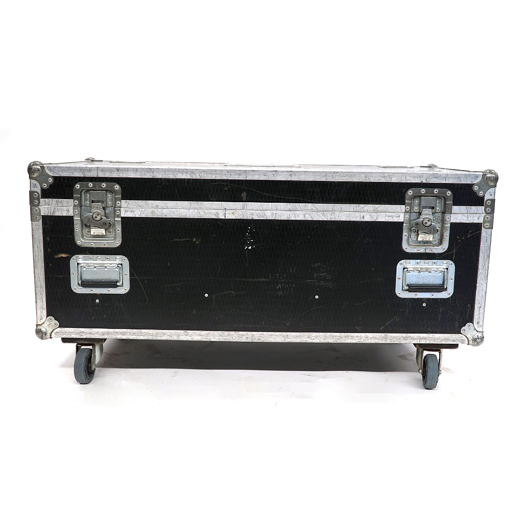 URC Citywash 300 LED Wash RGBW, 18° Lighting Fixture