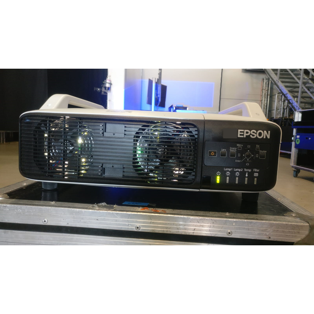 Epson EB-Z8000WU Projector