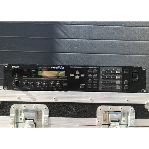 Yamaha PRO R3 Digital Reverb
