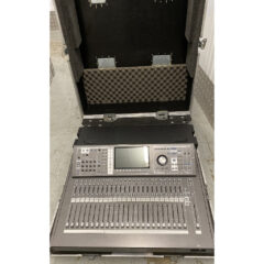Roland M-480 Digital Mixing Console Package