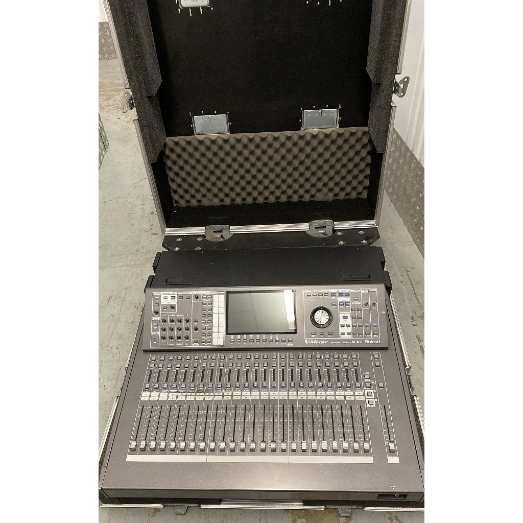 Roland M-480 Digital Mixing Console Package