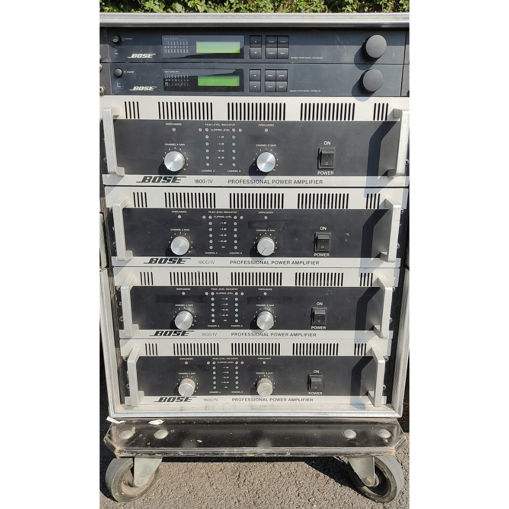Bose MA12 Modular line array loudspeaker system