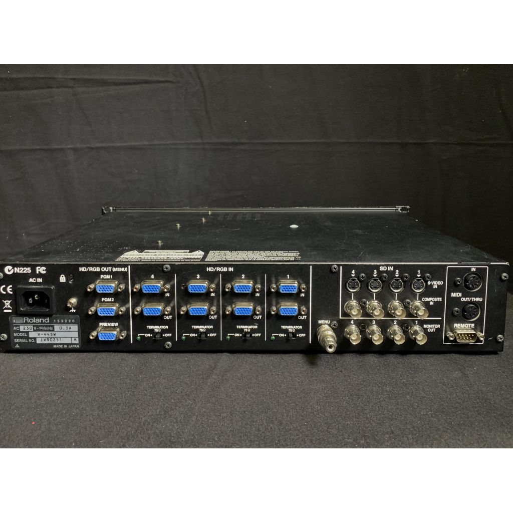 Roland Edirol V-44SW Rack-Mountable Multi-Format Video Mixer and Switcher