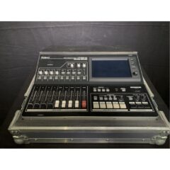 Roland VR-50HD MK1 Multi-Format AudioVideo Mixer