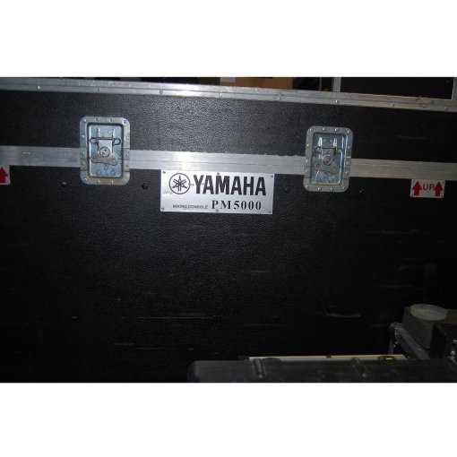 Yamaha PM5000 56CH with double power supply