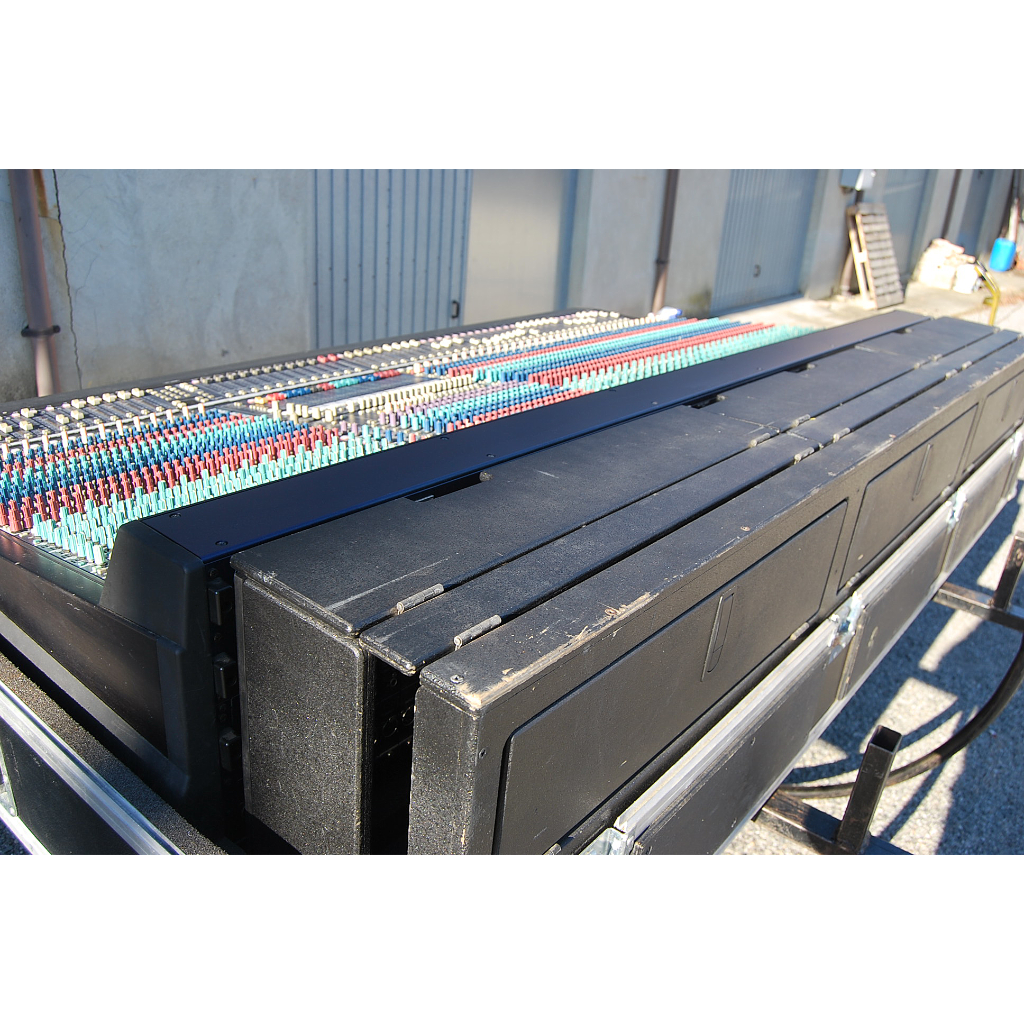 Yamaha PM5000 56CH with double power supply