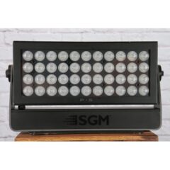 SGM P-5 RGBW Outdoor LED Flood 43° Lighting Fixture
