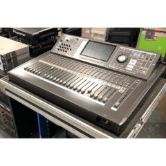 Roland M-480 48-Channel Live Digital Mixing Console