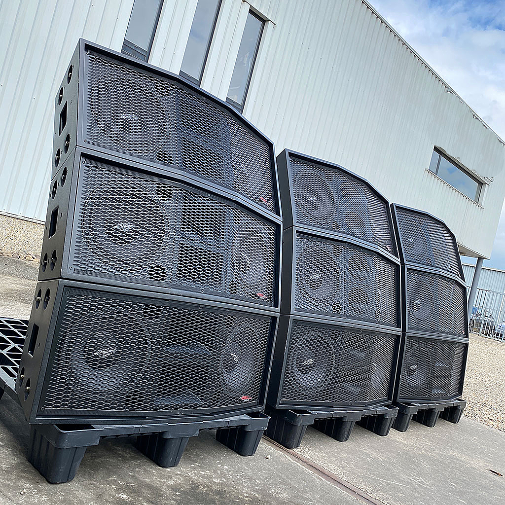 Apogee ALA-3 and ALA-3W Speaker Package