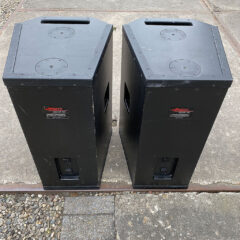 Apogee AE-5NC two-way, bi-amped loudspeaker Set (2)