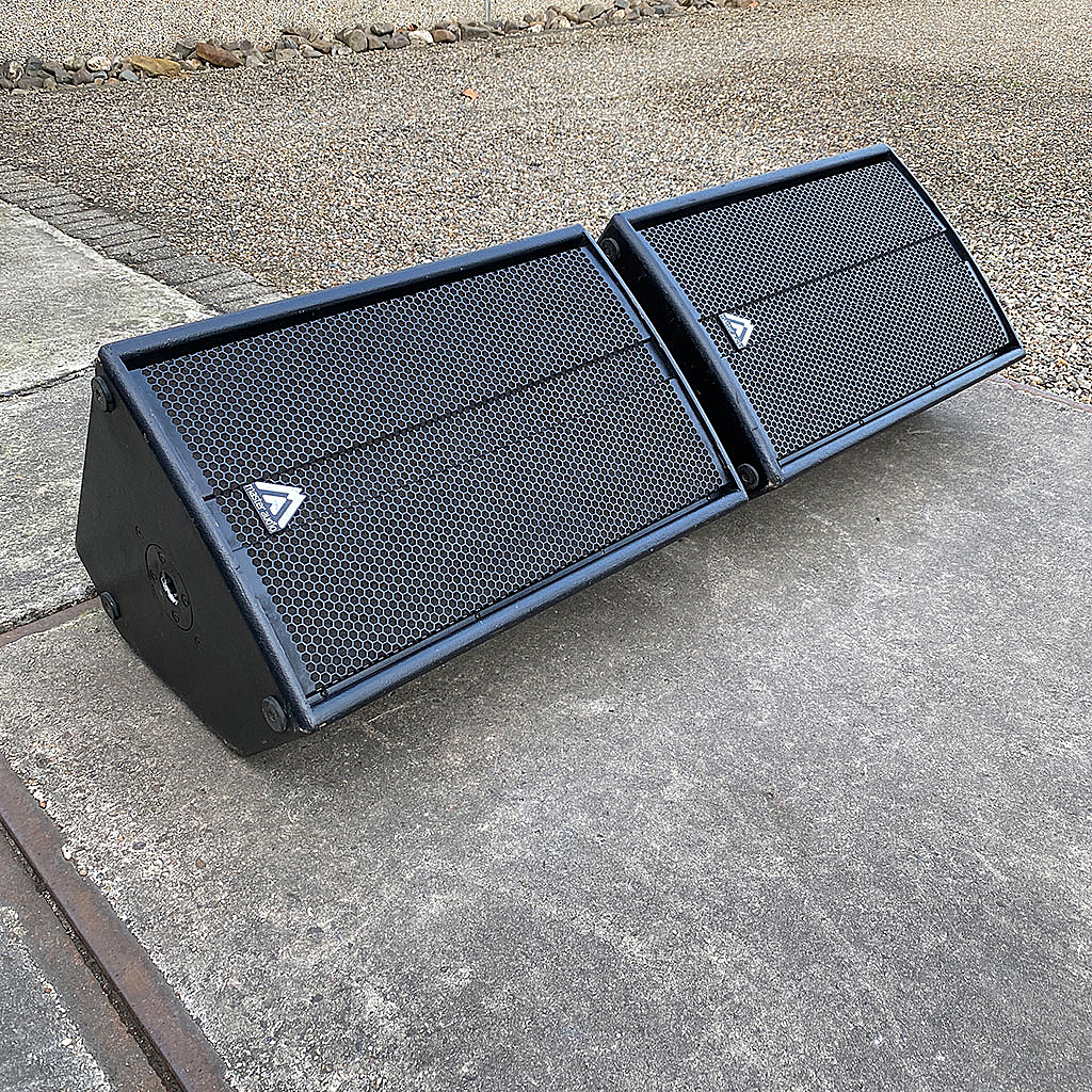 Master Audio LN15 Two Way Full Range Speaker System