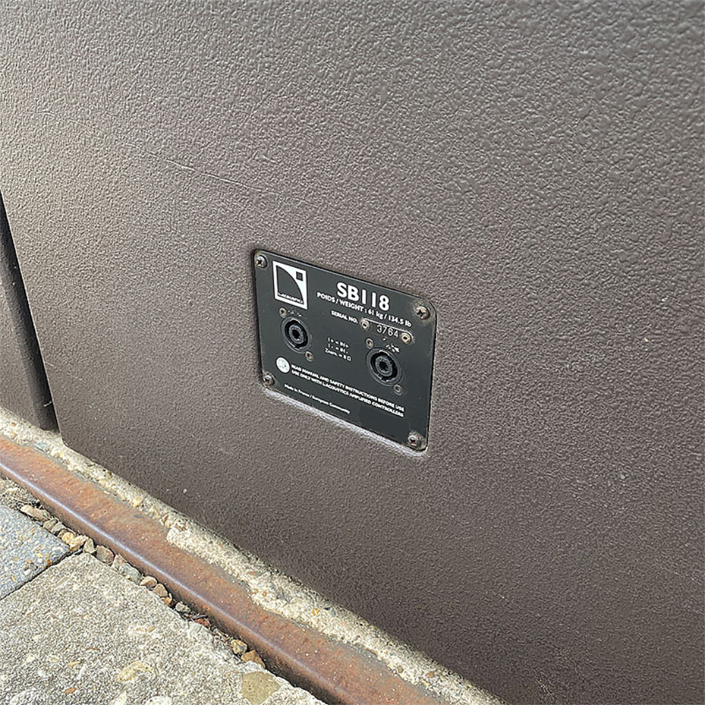 L-Acoustics SB118 Subwoofer