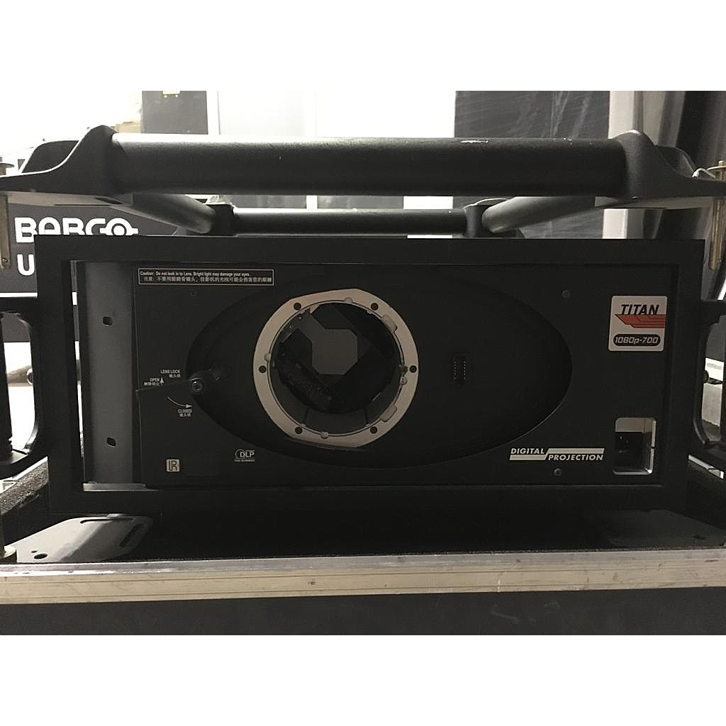 Digital Projection Titan 1080p 10k