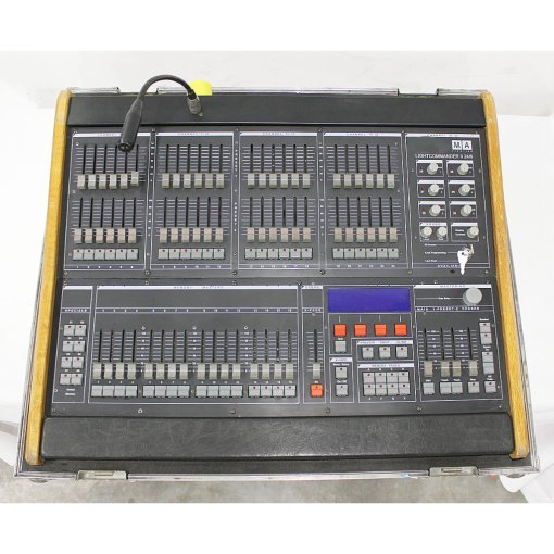MA Lighting Lightcommander 24/6 Light Mixer Console