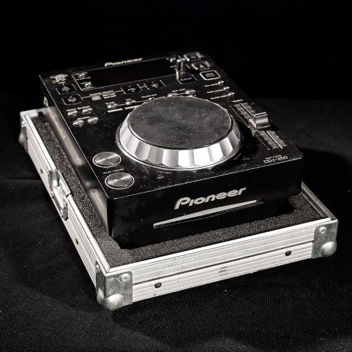 Pioneer CDJ-350 rekordbox-ready digital deck