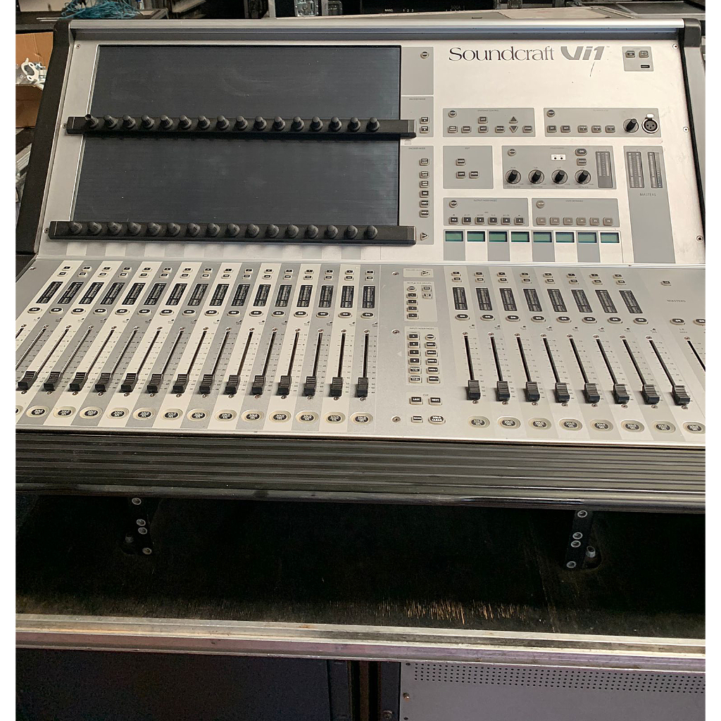 Soundcraft Vi1 Audio Mixing Console