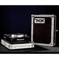 Pioneer CDJ-350 rekordbox-ready digital deck