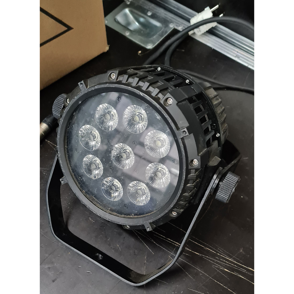 Arenaluci PAR LED RGBWA 96W IP65 Lighting Fixture