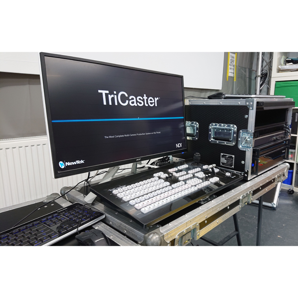 Newtek TriCaster 1, TC1 Smart Panel and VS4000 Package