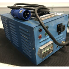 Niethammer Unispot 2500W MSR 6/17° Followspot