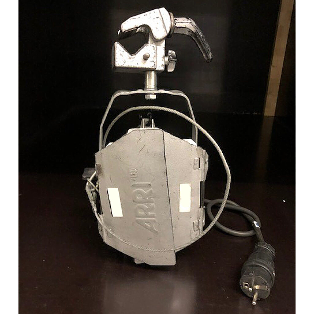 Arri 300w Fresnel (Silver) Lighting Fixture