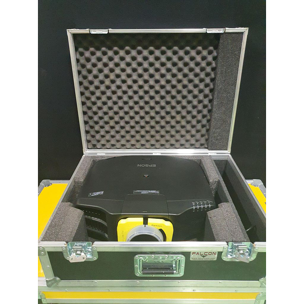 Epson EB G7905U Projector