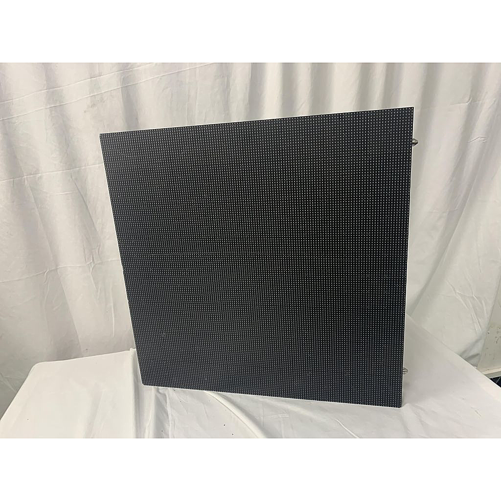 Gloshine ZM Series Indoor P3.91 45° Angle LED Screen